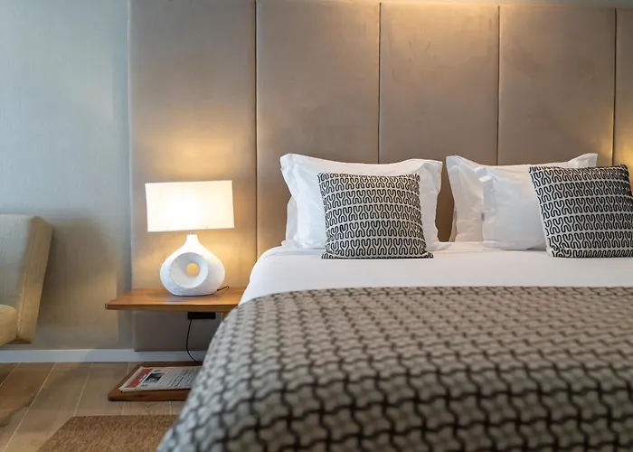 Отель Quinta De Silvalde