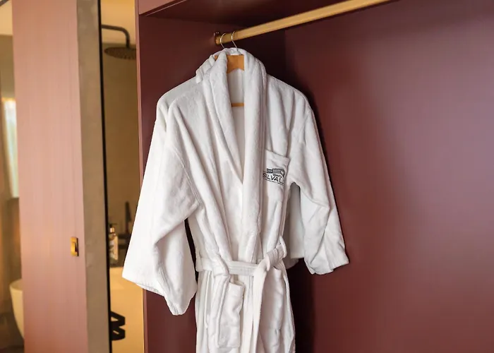 Quinta De Silvalde Санту-Тирсу